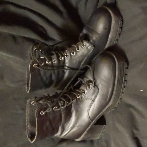 Nevada Black Tie Up Chunk Heel Boots - Picture 1 of 8